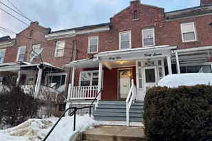 45 Ives St, Waterbury, CT 06704 - Photo 1