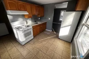 6 Hilltop Rd, New Haven, CT 06515 - Photo 1