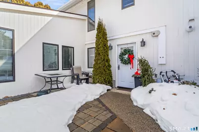 801 Pequot Avenue, New London, CT 06320 - Photo 1