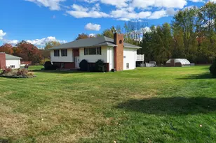 95 Abbe Rd, Enfield, CT 06082 - Photo 1