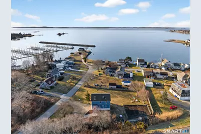 18 Noble Avenue, Groton, CT 06340 - Photo 1