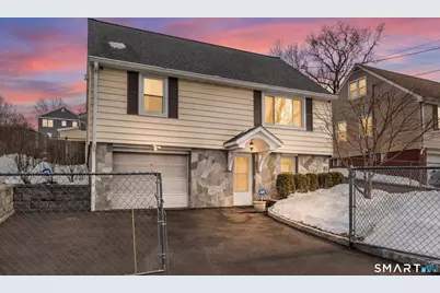 46 Oakleaf Street, Bridgeport, CT 06606 - Photo 1