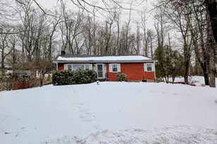 3 Frisbie St, New Fairfield, CT 06812 - Photo 1