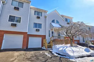 925 Oronoke Rd, Waterbury, CT 06708 - Photo 1