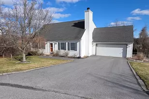 83 Chelsea Ct, Torrington, CT 06790 - Photo 1