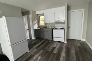 240 Oak St, Bridgeport, CT 06604 - Photo 1
