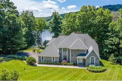 4 Harbour View Drive, New Fairfield, CT 06812 - Photo 1