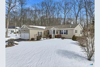18 Hillcrest Drive, Montville, CT 06382 - Photo 1