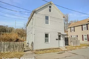 23 Rose St, Norwich, CT 06360 - Photo 1