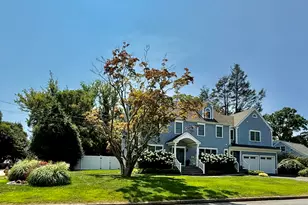 11 Tuckahoe Ln, Fairfield, CT 06824 - Photo 1