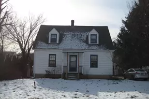 320 Maple St, Branford, CT 06405 - Photo 1