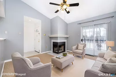 31 High Street #APT 4304, East Hartford, CT 06118 - Photo 1