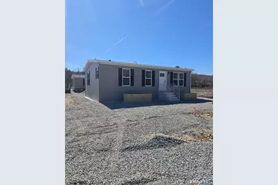 #3, 421 Norwich Westerly Road, North Stonington, CT 06359 - Photo 1