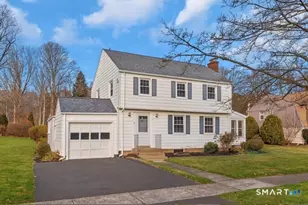 75 Colonial Dr, Hamden, CT 06518 - Photo 1