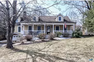 6 Belair Dr, Danbury, CT 06811 - Photo 1