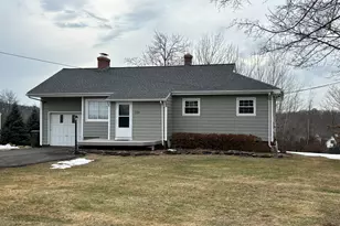 324 Savage Hill Rd, Berlin, CT 06037 - Photo 1