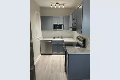17 Harrison Place #APT C, Hartford, CT 06112 - Photo 1
