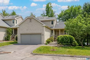 12 Blvd Dr, Danbury, CT 06810 - Photo 1