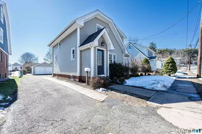 186 School Street, Hamden, CT 06518 - Photo 1