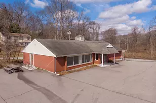 35 Norwich Rd, Plainfield, CT 06374 - Photo 1