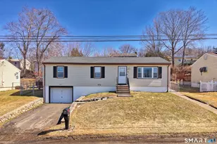 46 Greenview Dr, Waterbury, CT 06708 - Photo 1