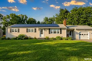 7 Bobolink Ln, Enfield, CT 06082 - Photo 1