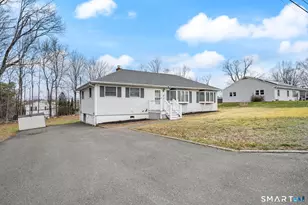 4 Wilson St, New Fairfield, CT 06812 - Photo 1