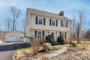 19 Beecher Rd, Woodbridge, CT 06525 - Photo 1