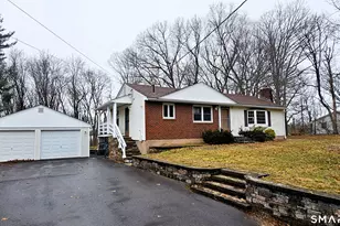 11 Allison Rd, Vernon, CT 06066 - Photo 1