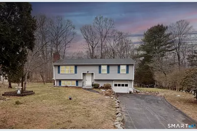 33 Forest Avenue, Groton, CT 06355 - Photo 1