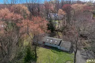19 Cricklewood Ln, Norwalk, CT 06851 - Photo 1