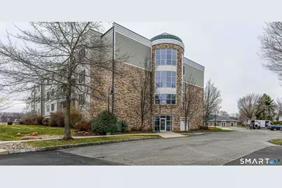 60 Maple Street #APT 17, Branford, CT 06405 - Photo 1