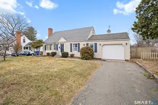 9 Foxcroft Rd, Enfield, CT 06082 - Photo 1