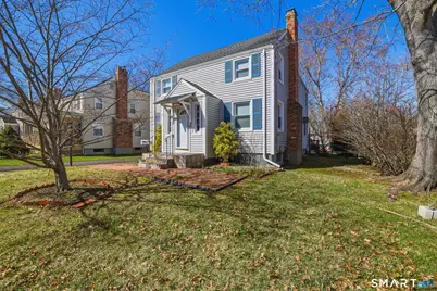 26 Saint Augustine Street #Room 1, West Hartford, CT 06110 - Photo 1