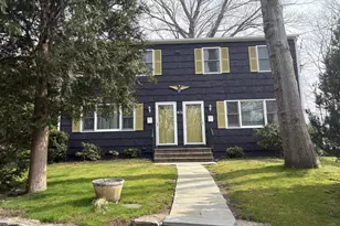 41 1/2 Cedar Crest Pl, Norwalk, CT 06854 - Photo 1