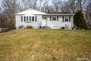 7 Pine Grove Ave, Enfield, CT 06082 - Photo 1