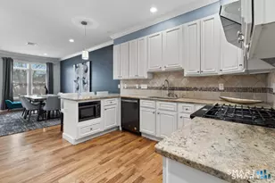 130 Brentwood Ave, Fairfield, CT 06825 - Photo 1