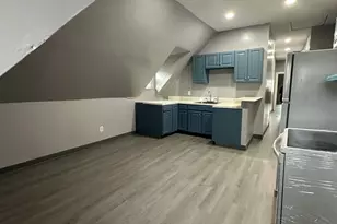 402-404 Sigourney St, Hartford, CT 06112 - Photo 1