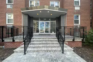 39 Glenbrook Rd, Stamford, CT 06902 - Photo 1