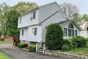 31 Oenoke Pl, Stamford, CT 06907 - Photo 1
