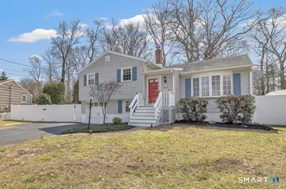 52 Robin Lane, Fairfield, CT 06824 - Photo 1