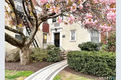 124 Woodside Green #1D, Stamford, CT 06905 - Photo 1