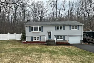72 Willie Cir, Tolland, CT 06084 - Photo 1