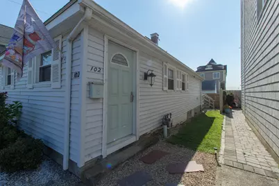102 Broadway, Milford, CT 06460 - Photo 1