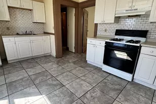 654 Highland Ave, Waterbury, CT 06708 - Photo 1