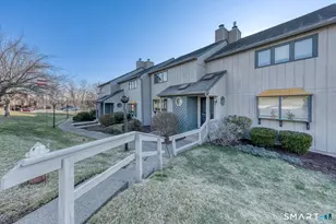 124 Skyview Dr, Cromwell, CT 06416 - Photo 1