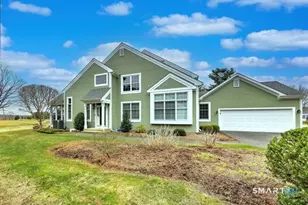 11 Priorwood Gardens, Cromwell, CT 06416 - Photo 1