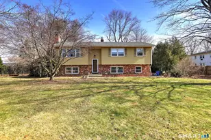 40 Church St, Woodbury, CT 06798 - Photo 1