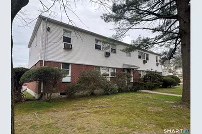 239 Cherry Hill Drive #2A, Bridgeport, CT 06606 - Photo 1