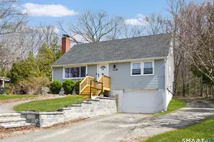 90 Colony Dr, Winchester, CT 06098 - Photo 1